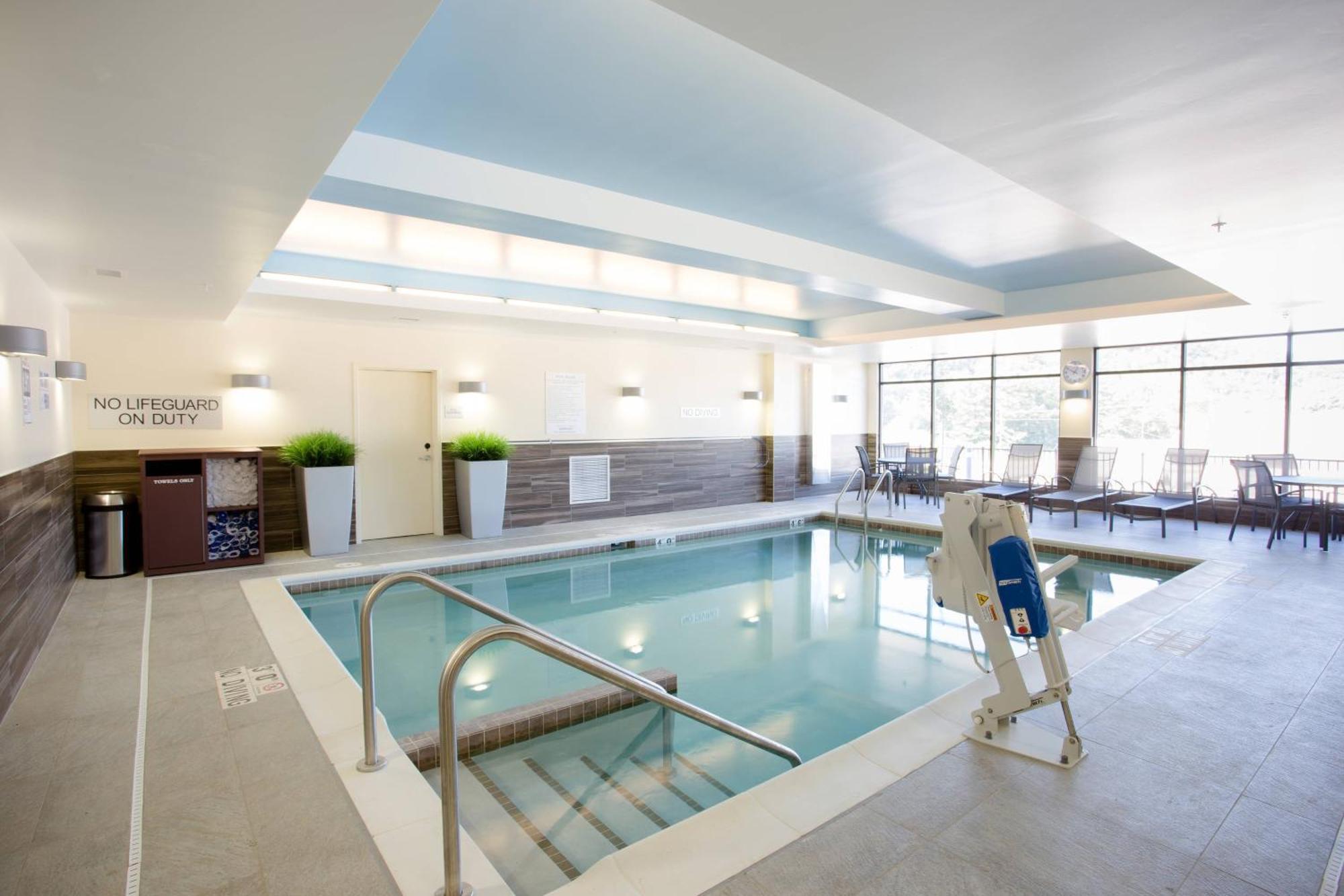 Fairfield Inn & Suites By Marriott Decorah Dış mekan fotoğraf